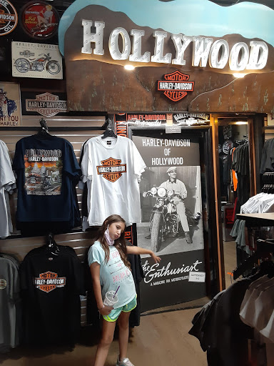Motorcycle Dealer «Harley- Davidson Of Hollywood», reviews and photos, 6810 Hollywood Blvd, Los Angeles, CA 90046, USA