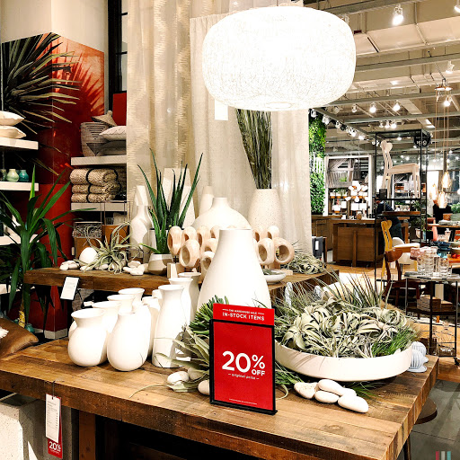 Furniture Store «west elm», reviews and photos, 2201 Westlake Ave Ste 100, Seattle, WA 98121, USA