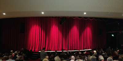 Hausbar im Schmidt Theater