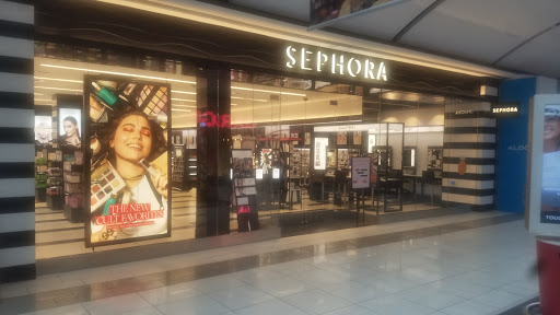 Cosmetics Store «SEPHORA», reviews and photos, 1760 Willowbrook Mall, Wayne, NJ 07470, USA