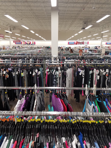 Clothing Store «Burlington Coat Factory», reviews and photos, 16590 N Fwy Service Rd, Conroe, TX 77384, USA