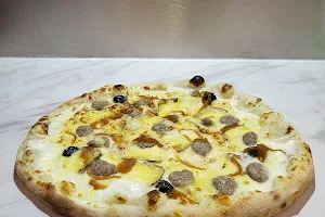 Pizza Dadou (13640) image