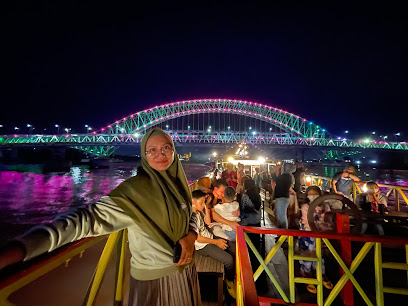 Dermaga Kapal Wisata Sungai Mahakam