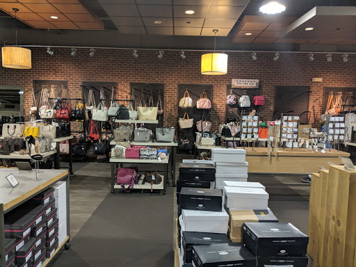 Shoe Store «DSW Designer Shoe Warehouse», reviews and photos, 3721 Palisades Center Dr, West Nyack, NY 10994, USA