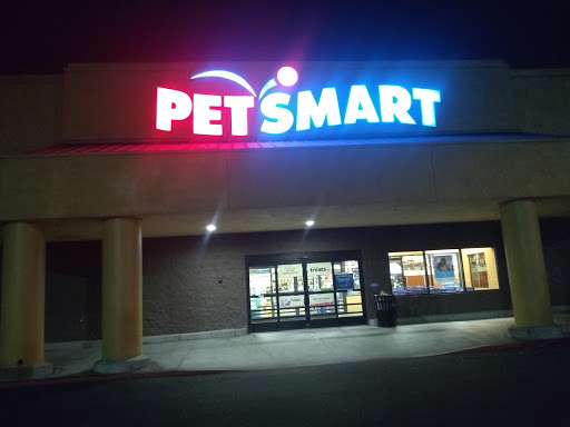 Pet Supply Store «PetSmart», reviews and photos, 15555 E 14th St, San Leandro, CA 94578, USA