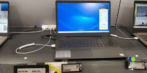 Electronics Store «Best Buy», reviews and photos, 12905 Elm Creek Blvd N, Maple Grove, MN 55369, USA