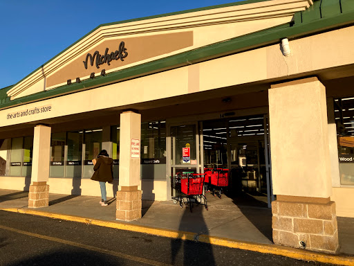 Craft Store «Michaels», reviews and photos, 14 Danbury Rd, Wilton, CT 06897, USA