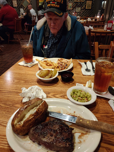 American Restaurant «Cracker Barrel Old Country Store», reviews and photos, 3431 Ross Clark Cir, Dothan, AL 36303, USA
