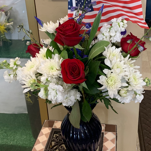 Florist «Four Seasons Flowers & Gifts», reviews and photos, 6630 W Cactus Rd b104, Glendale, AZ 85304, USA