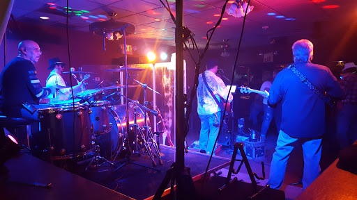 Bar & Grill «The Crossing Bar & Grill», reviews and photos, 7281 Hacks Cross Rd, Olive Branch, MS 38654, USA