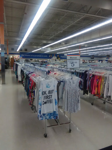 Donations Center «Goodwill of North Georgia: Bells Ferry Store and Donation Center», reviews and photos