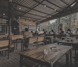 Warung Titik Kumpul photo