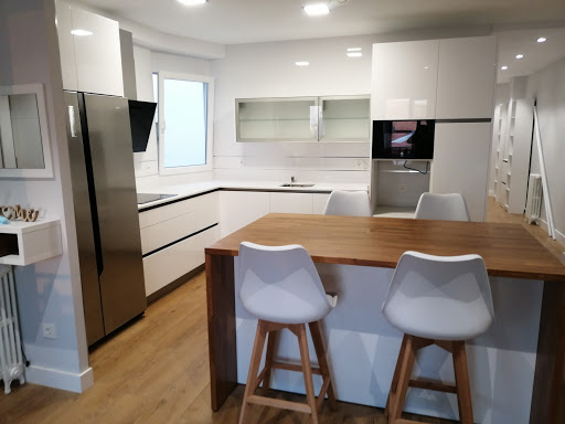 CARPINTERÍA Y COCINAS NOVO S.L. en Laguna de Negrillos, León