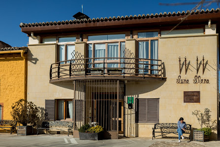 Hotel Rural Luna Llena C. Tercia, 1, 28189 Torremocha de Jarama, Madrid, España
