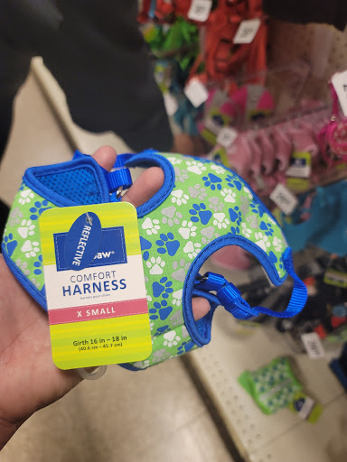 Pet Supply Store «PetSmart», reviews and photos, 730 S Sepulveda Blvd, El Segundo, CA 90245, USA