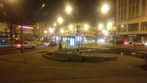 Bar «Crown Liquors», reviews and photos, 2821 N Milwaukee Ave, Chicago, IL 60618, USA