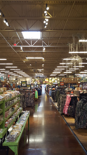 Sporting Goods Store «Bass Pro Shops», reviews and photos, 4059 Lagniappe Way, Tallahassee, FL 32317, USA