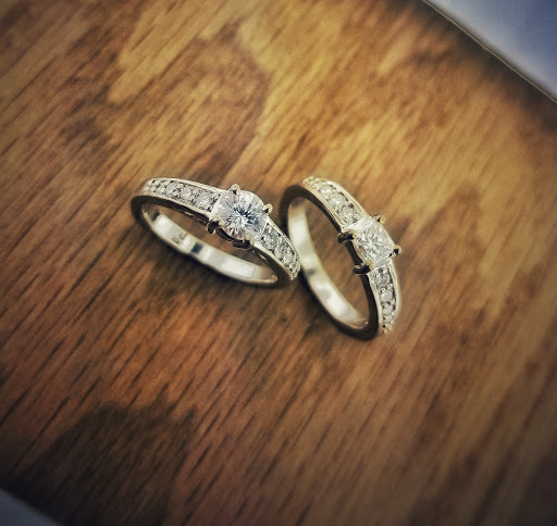 Jewelry Designer «Jay F Jeweler», reviews and photos, 7587 148th St W, Apple Valley, MN 55124, USA