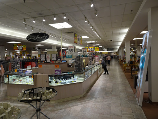 Shopping Mall «East Towne Mall», reviews and photos, 89 E Towne Mall, Madison, WI 53704, USA