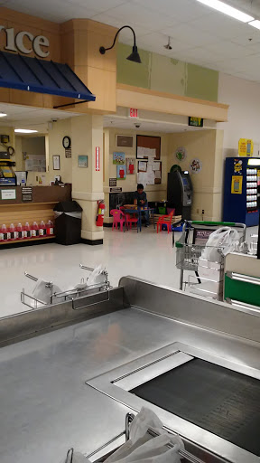 Grocery Store «Giant Food Stores», reviews and photos, 455 Eisenhower Dr, Hanover, PA 17331, USA