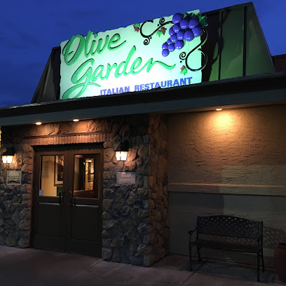 Olive Garden Italian Restaurant - 9079 Vantage Point Dr, Dallas, TX 75243
