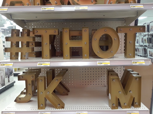 Shopping Mall «Addison Mall», reviews and photos, 2970 W Addison St, Chicago, IL 60618, USA