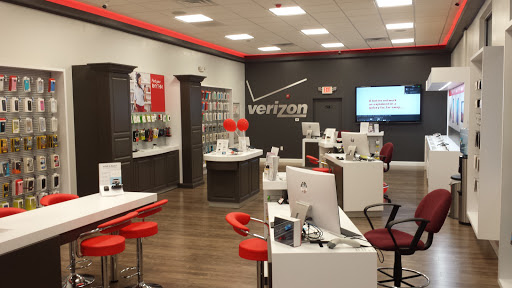 Cell Phone Store «Verizon Wireless Hopkinton», reviews and photos, 89 W Main St, Hopkinton, MA 01748, USA