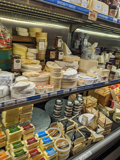 Shopping Mall «Uptown Shopping Center», reviews and photos, 2364 W Burnside St, Portland, OR 97210, USA