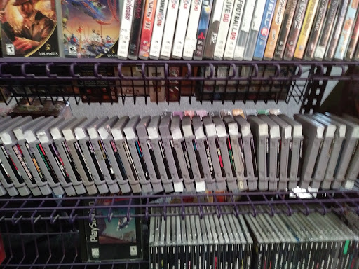 Comic Book Store «HEEBEEGEEBEEZ», reviews and photos, 1986 N Hill Field Rd, Layton, UT 84041, USA