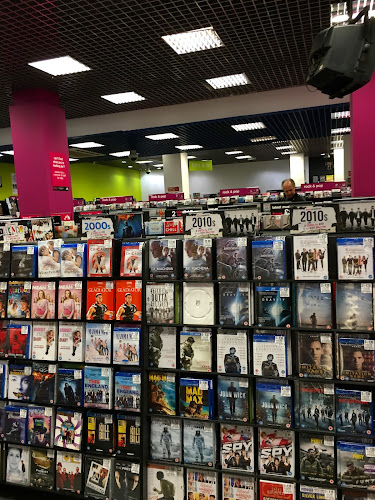 Comments and reviews of hmv