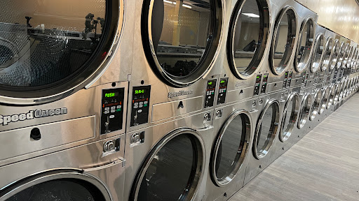 Laundry Service «Thornton Plaza Cleaners and Laundromat», reviews and photos, 9303 Thornton Rd e, Stockton, CA 95209, USA