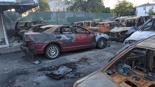 Used Car Dealer «Car Source», reviews and photos, 5821 Sheridan Rd, Kenosha, WI 53140, USA