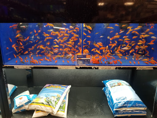 Pet Supply Store «PetSmart», reviews and photos, 7765 Airport Blvd #901, Mobile, AL 36608, USA