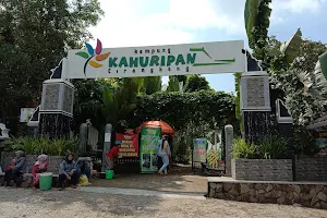 Kampung Kahuripan Cirangkong image