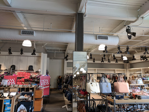 Shoe Store «DSW Designer Shoe Warehouse», reviews and photos, 10400 Old Georgetown Rd, Bethesda, MD 20814, USA