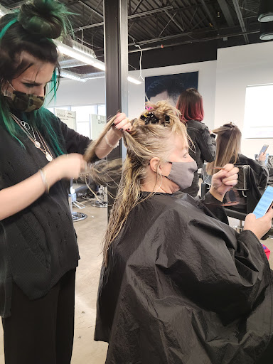 Beauty School «Aveda Institute Denver», reviews and photos, 700 16th St, Denver, CO 80202, USA