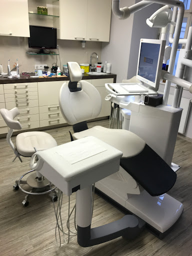 Dental clinics in Vienna