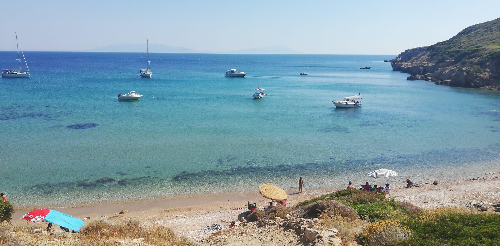 Photo de Guneskoy Plaji III avec petite baie