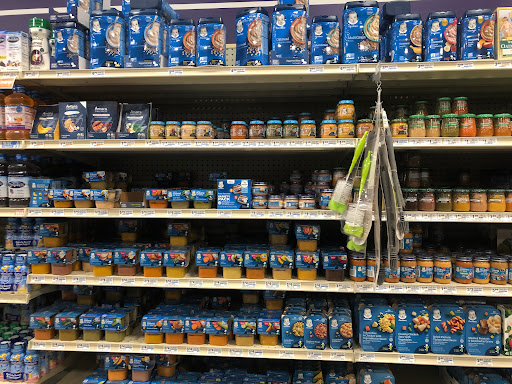 Supermarket «Giant Eagle Supermarket», reviews and photos, 3100 Cromer Ave NW, Canton, OH 44709, USA