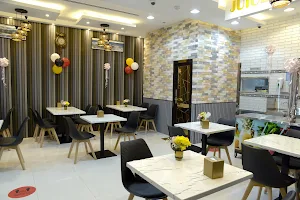 MOMOSTREET RESTAURANT - Al Nahda Dubai image