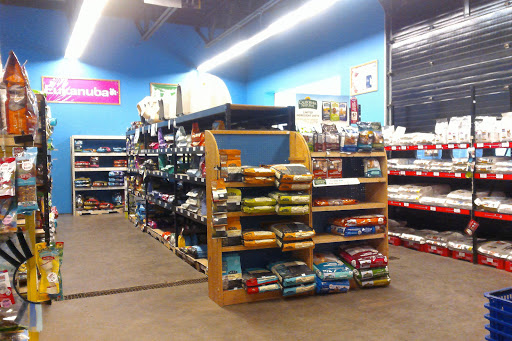Pet Supply Store «CountryMax - Batavia», reviews and photos, 610 E Main St, Batavia, NY 14020, USA
