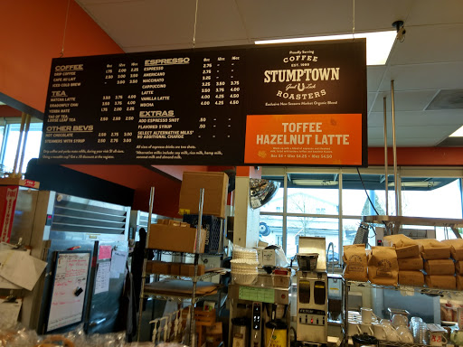 Grocery Store «New Seasons Market Arbor Lodge», reviews and photos, 6400 N Interstate Ave, Portland, OR 97217, USA