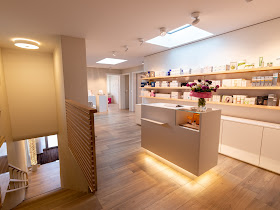 cinquesensi Kosmetik & SPA, Roger Duss