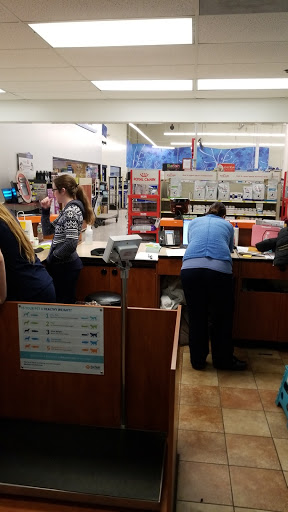 Pet Supply Store «PetSmart», reviews and photos, 250 Grossman Dr, Braintree, MA 02184, USA