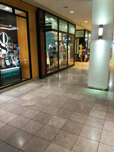 Clothing Store «J.Crew», reviews and photos, 4037 Westheimer Rd, Houston, TX 77027, USA