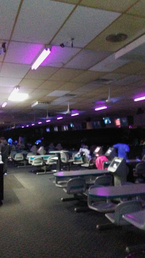 Bowling Alley «Wayne Bowling & Recreation», reviews and photos, 36900 Michigan Ave, Wayne, MI 48184, USA