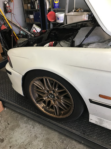 Armens Auto Service. Independent B.M.W, MBZ, AUDI, & VW image