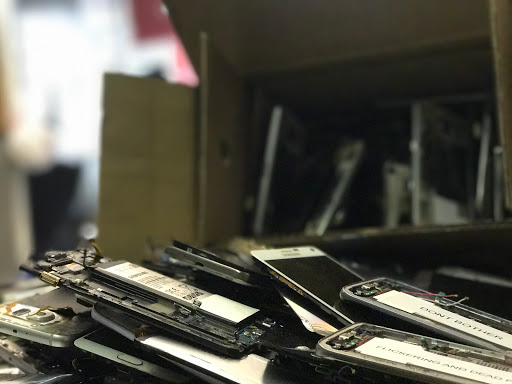 Electronics Repair Shop «iFixit911 Phone, PC, Tablet & Electronics Repairs», reviews and photos, 4008 SW 64th Ave, Davie, FL 33314, USA