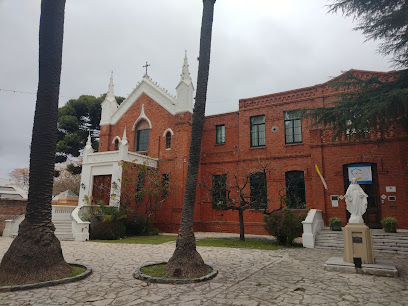 COLEGIO Santa Maria de Luján