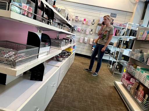 Department Store «Nordstrom Rack Chestnut Street», reviews and photos, 1700 Chestnut St, Philadelphia, PA 19103, USA